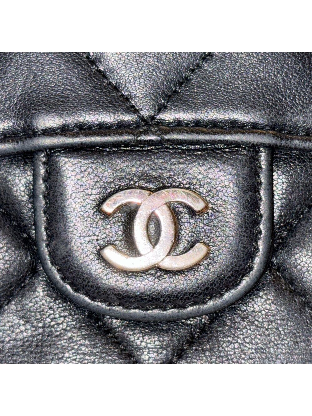 CHANEL Calfskin Black Soft Quilted Leather Key Case - Very good condition - Picture 2 of 14